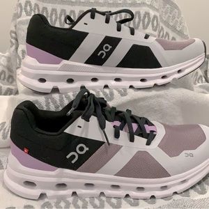 ON Running Cloudrunner shoes